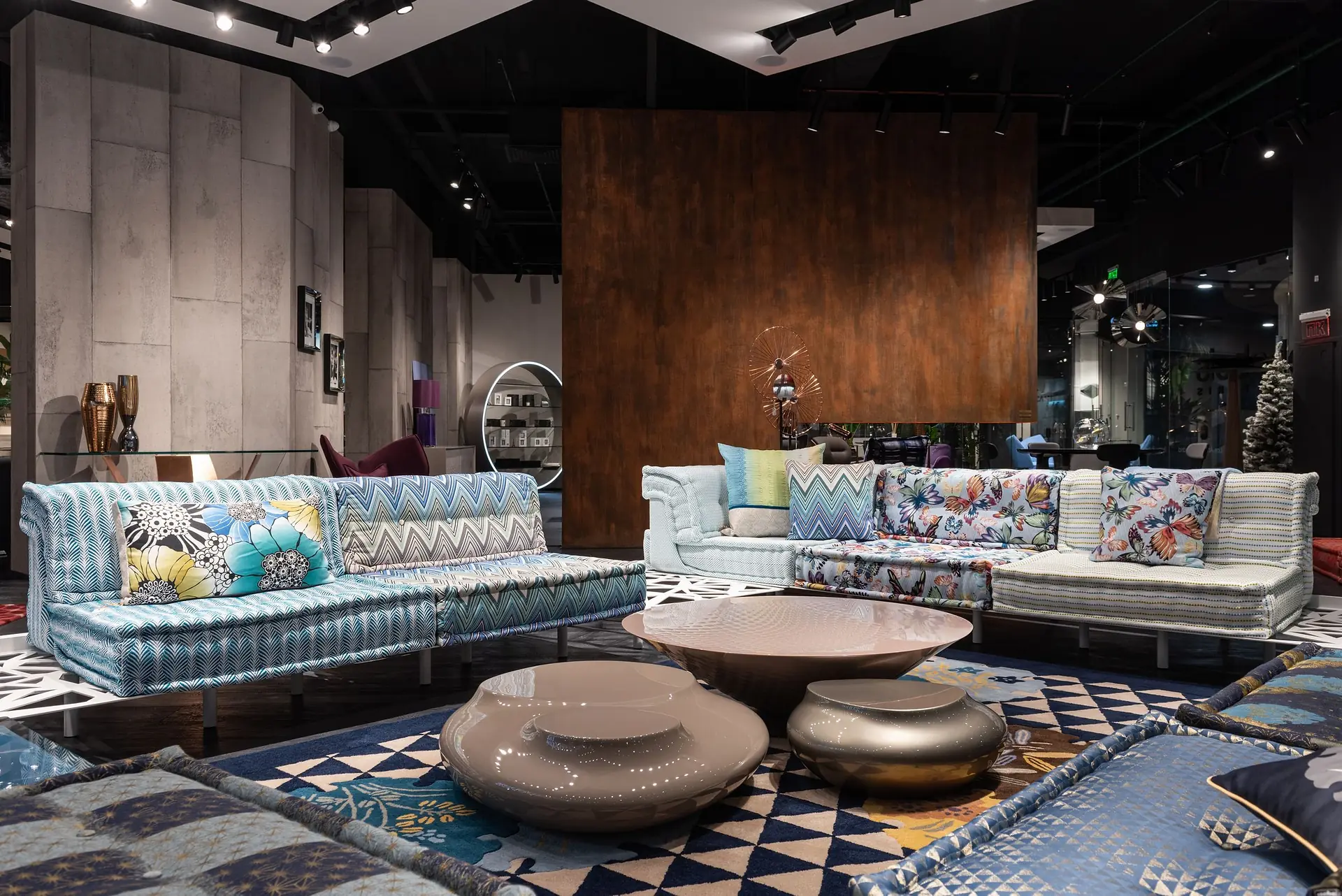 Furniture display with sofas and coffee tables